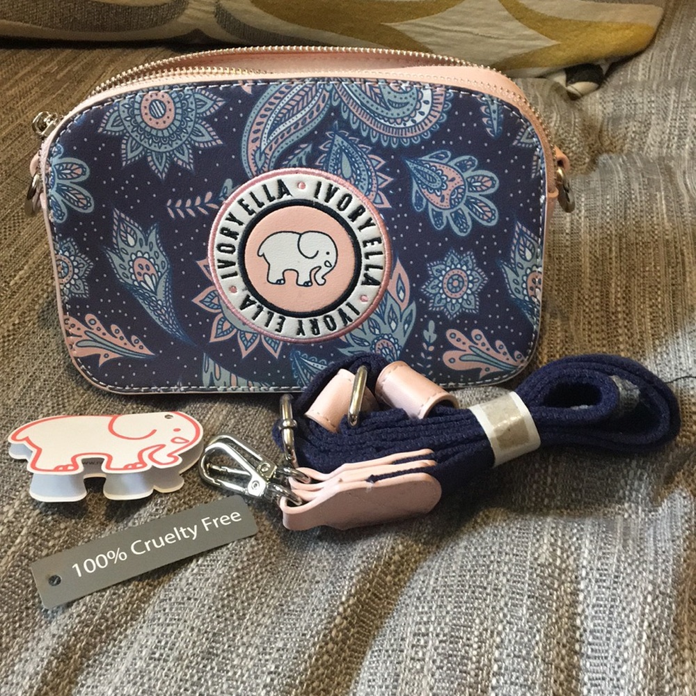 Ivory Ella double zip camera crossbody bag